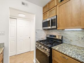3431 North Hills DR 102, Austin TX 78731