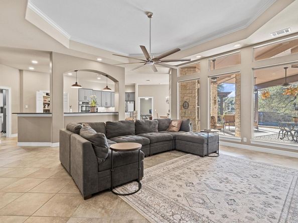 9512 Palmbrook DR, Austin TX 78717