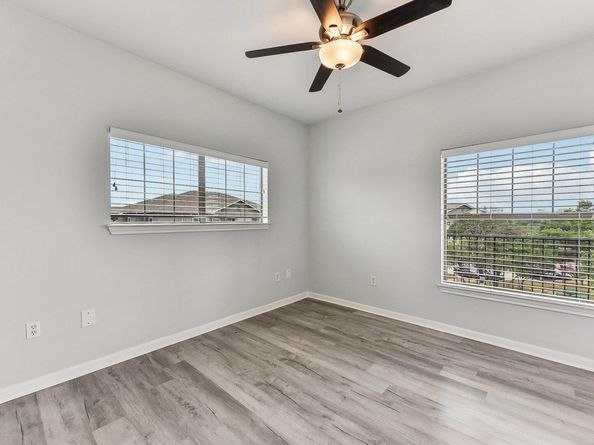 2320 Gracy Farms LN 936, Austin TX 78758
