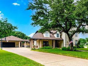 104 Hazeltine DR, Georgetown TX 78628