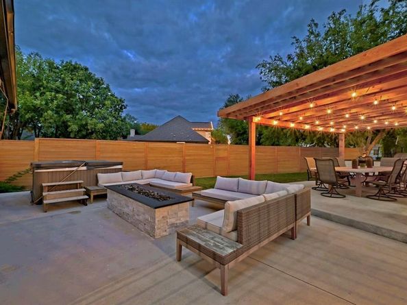 104 Hazeltine DR, Georgetown TX 78628