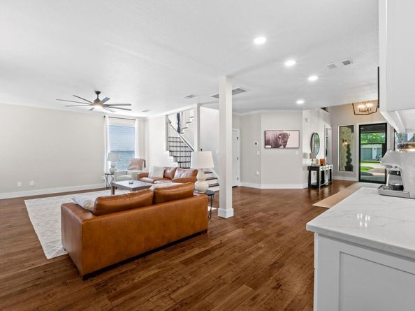104 Hazeltine DR, Georgetown TX 78628