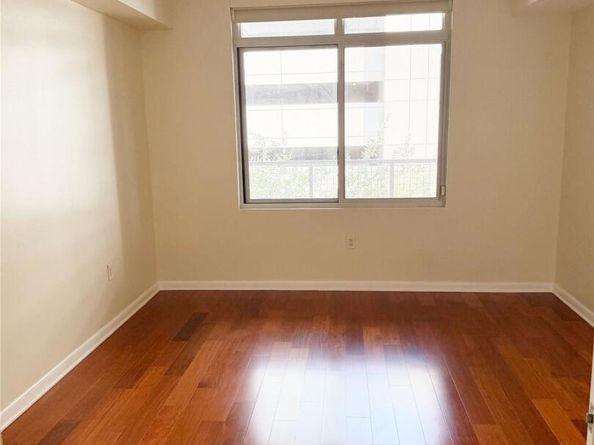 54 Rainey ST 405, Austin TX 78701