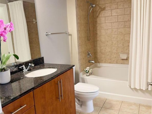 54 Rainey ST 405, Austin TX 78701