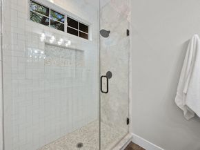 6900 Magenta LN, Austin TX 78739