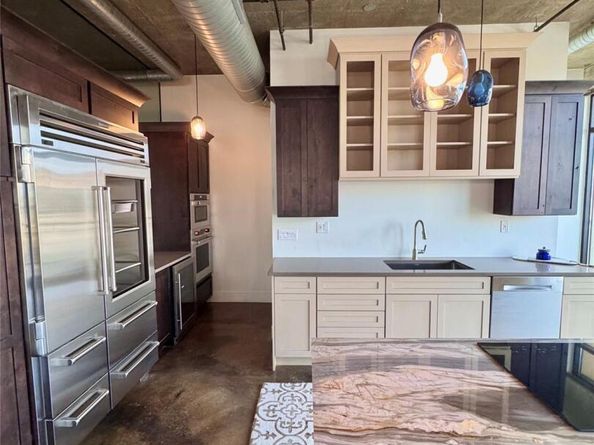 311 W 5th ST 905, Austin TX 78701