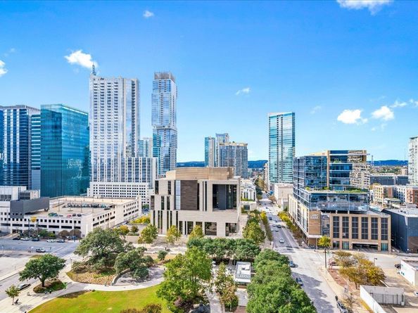 311 W 5th ST 905, Austin TX 78701