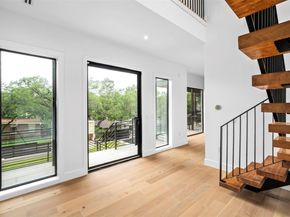 2208 Montclaire ST, Austin TX 78704