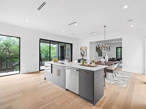 2208 Montclaire ST, Austin TX 78704