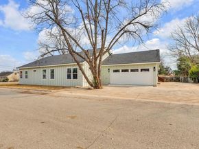 2102 S Church ST, Georgetown TX 78626