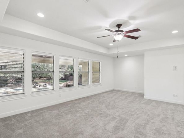 1928 Long Bow DR, Leander TX 78641