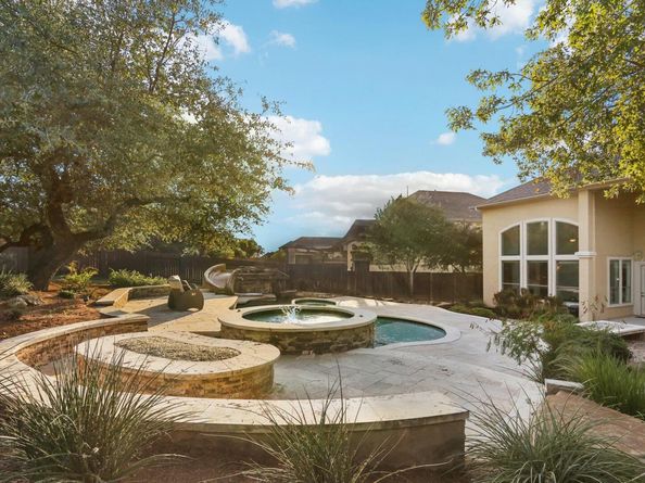 1928 Long Bow DR, Leander TX 78641