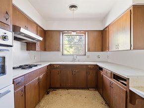 1616 Sunnyvale ST, Austin TX 78741