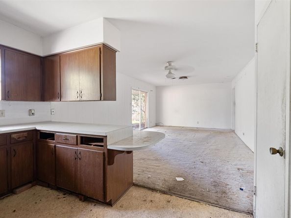 1616 Sunnyvale ST, Austin TX 78741