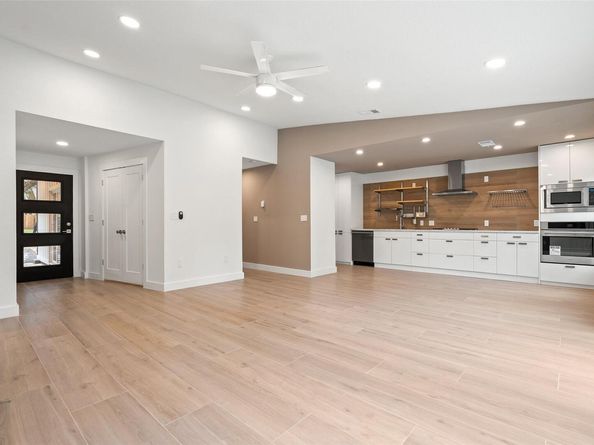 12223 Old Stage TRL, Austin TX 78750