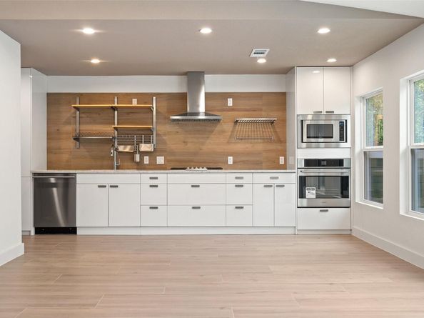 12223 Old Stage TRL, Austin TX 78750