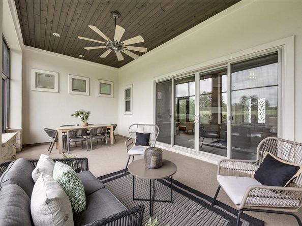 232 Cimarron Hills TRL E, Georgetown TX 78628