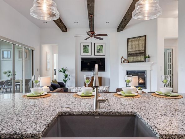 232 Cimarron Hills TRL E, Georgetown TX 78628
