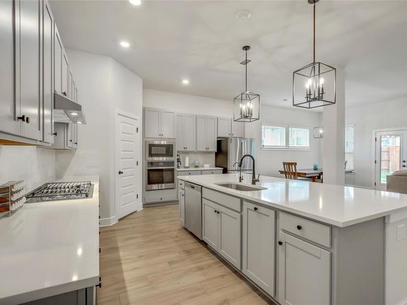 1016 Dog Iron ST, Georgetown TX 78633