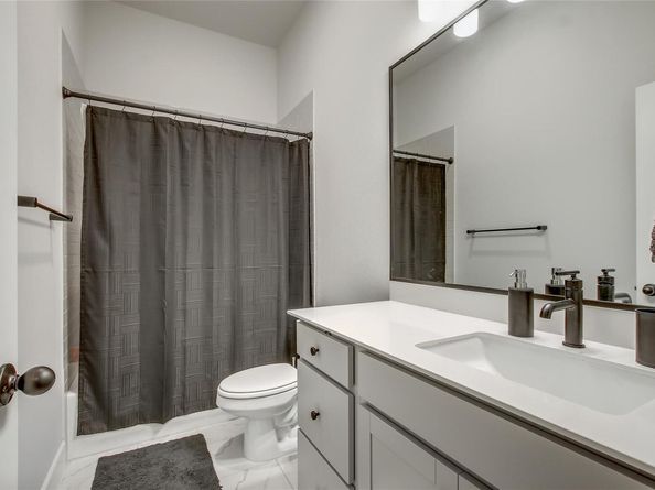 1016 Dog Iron ST, Georgetown TX 78633