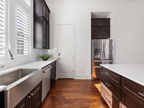 1023 Juniper ST, Austin TX 78702