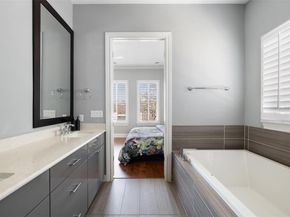 1023 Juniper ST, Austin TX 78702