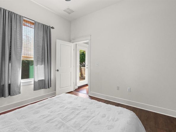 13001 Hymeadow DR 3, Austin TX 78729