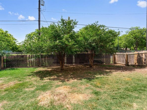 13001 Hymeadow DR 3, Austin TX 78729