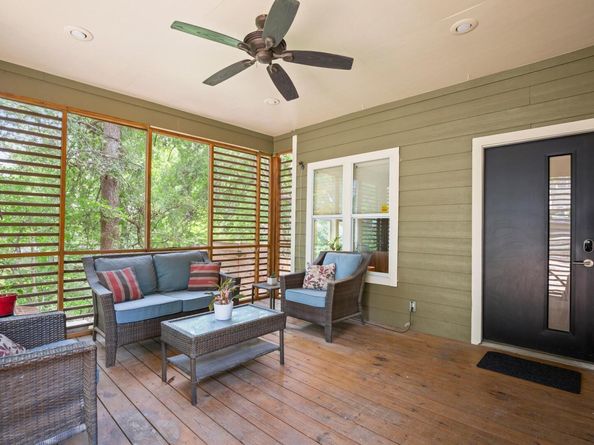 2111 E 8th ST, Austin TX 78702