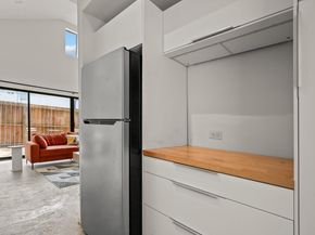 2111 E 8th ST, Austin TX 78702