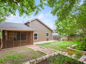 2111 E 8th ST, Austin TX 78702