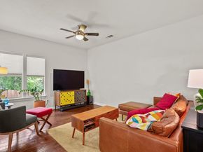 2111 E 8th ST, Austin TX 78702