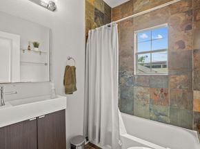 2111 E 8th ST, Austin TX 78702