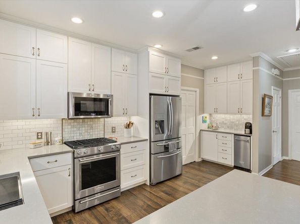 1306 Ash ST, Georgetown TX 78626