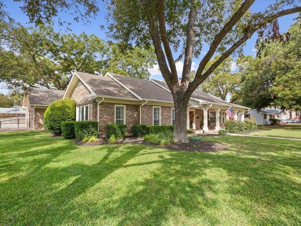 1306 Ash ST, Georgetown TX 78626