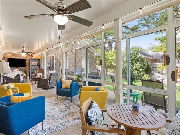 1306 Ash ST, Georgetown TX 78626