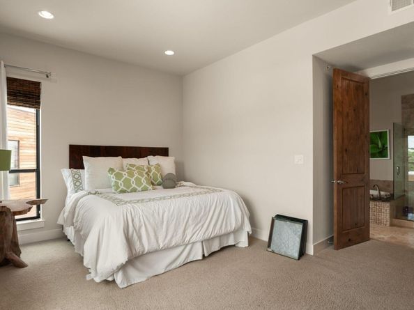1101 Ivean Pearson RD E201, Leander TX 78645