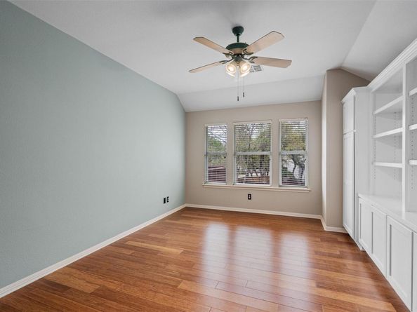 318 Ridge Run DR, Georgetown TX 78628