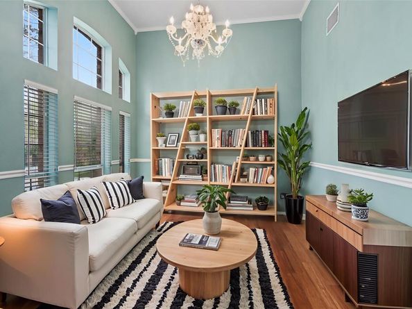 318 Ridge Run DR, Georgetown TX 78628