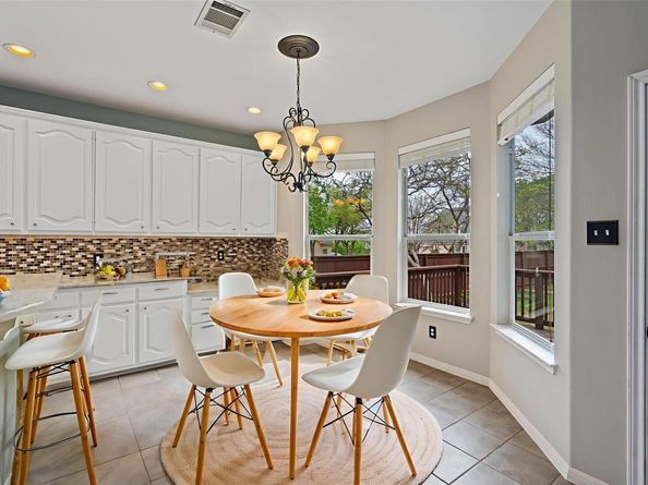 318 Ridge Run DR, Georgetown TX 78628