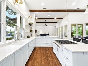 9001 Thickwoods CV, Austin TX 78735
