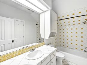 9001 Thickwoods CV, Austin TX 78735