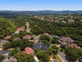 9001 Thickwoods CV, Austin TX 78735