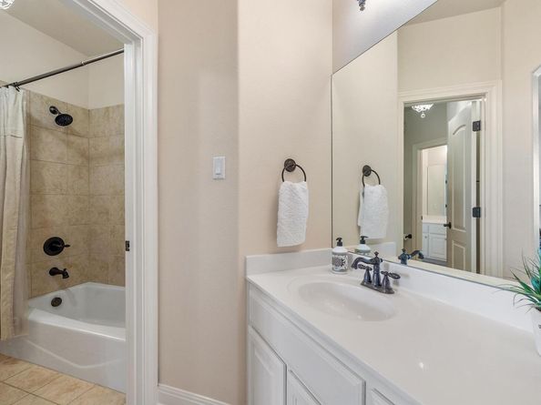 11617 Hunters Green TRL, Austin TX 78732