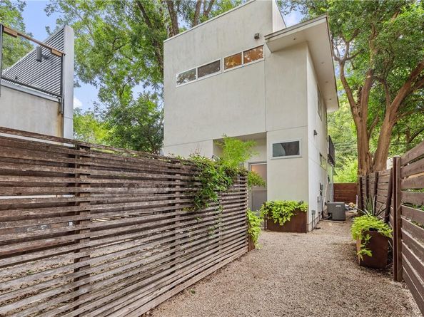 2008 Riverview ST B, Austin TX 78702
