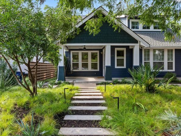 2305 E 8th ST, Austin TX 78702