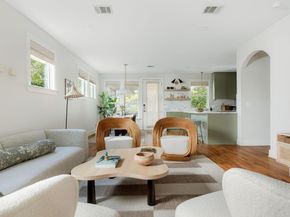 2305 E 8th ST, Austin TX 78702