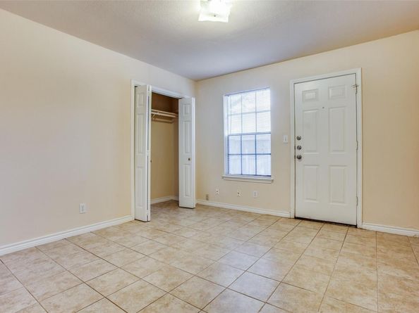 8811 Clearbrook TRL, Austin TX 78729