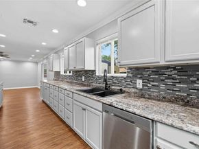 4502 Turnstone DR, Austin TX 78744