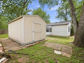 4502 Turnstone DR, Austin TX 78744
